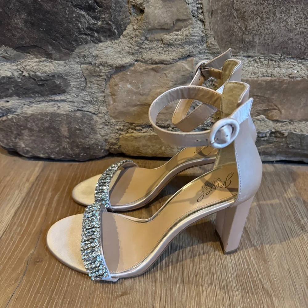 Jewel Badgley Mischka Jameson Sandal  Satin Embellished Women's Sz11 Price Firm!